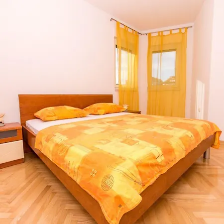 Apartment Slavica *